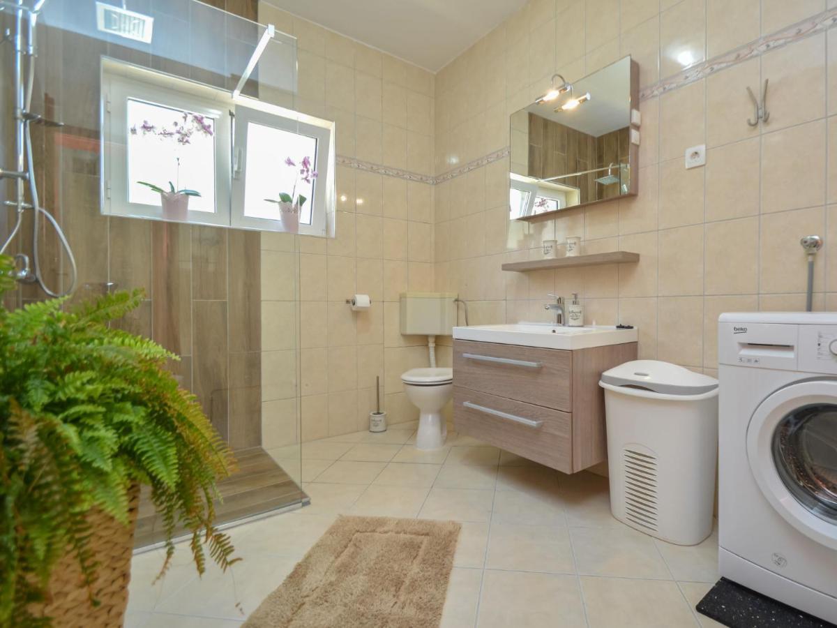 Holiday Home Valdor By Interhome Sovlje ภายนอก รูปภาพ